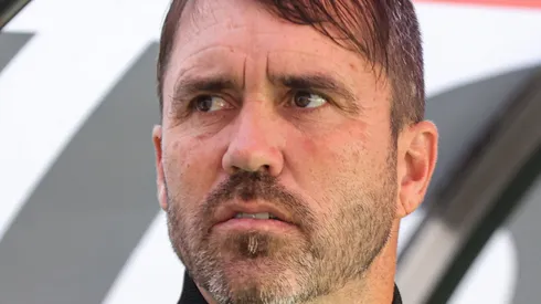 Eduardo Coudet técnico do Internacional durante partida contra o Cruzeiro no estádio Mineirão pelo campeonato Brasileiro A 2023. Foto: Gilson Lobo/AGIF