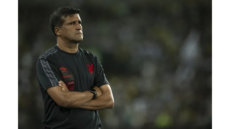 Foto: Jorge Rodrigues/AGIF - Wesley Carvalho ganha desfalque para confronto contra o Bahia.