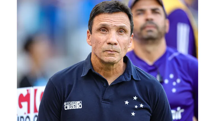 Ze Ricardo tecnico do Cruzeiro durante partida contra o Internacional no estadio Mineirao pelo campeonato Brasileiro A 2023. Foto: Gilson Lobo/AGIF