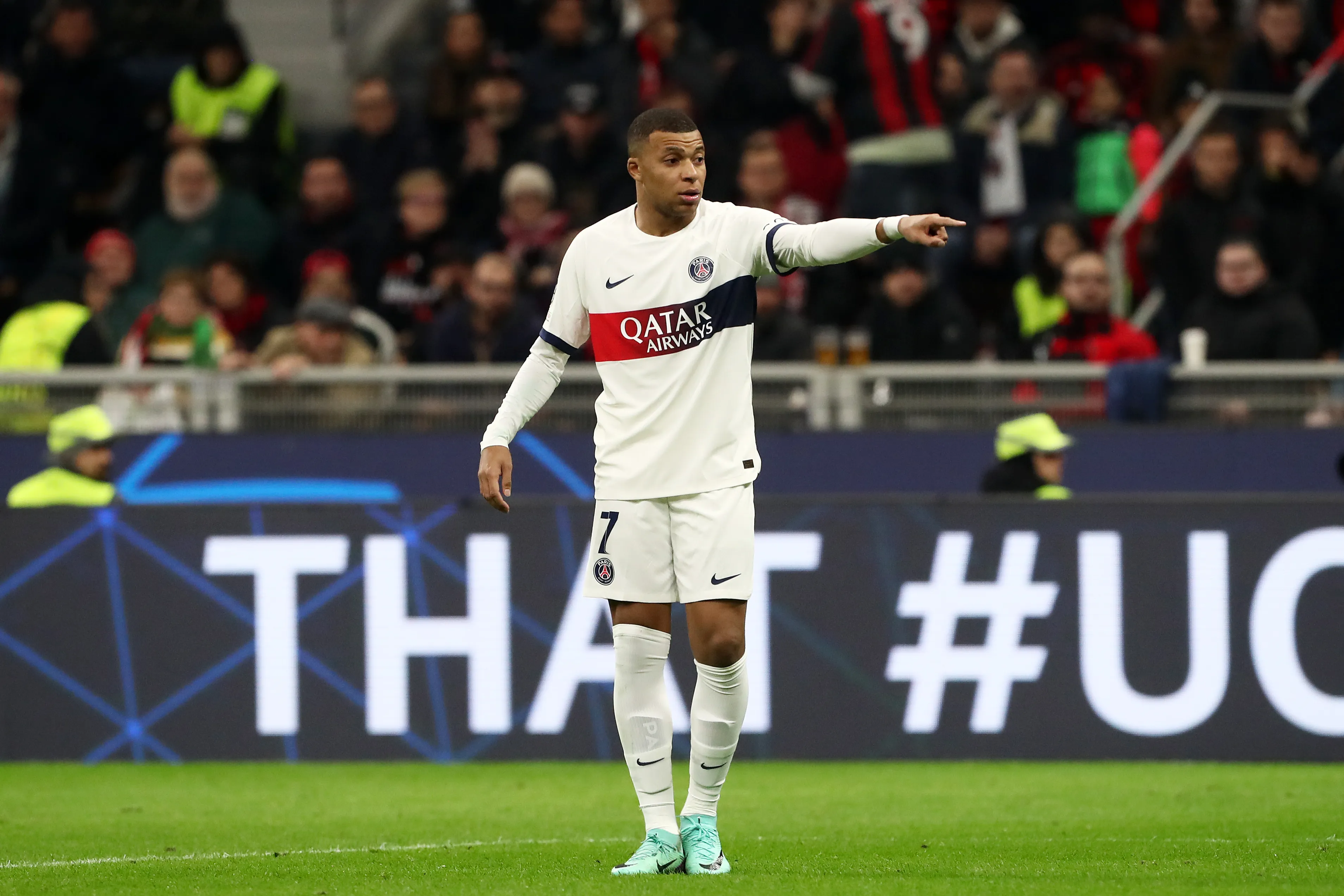 Atacante francês segue com futuro em aberto. Marco Luzzani/Getty Images