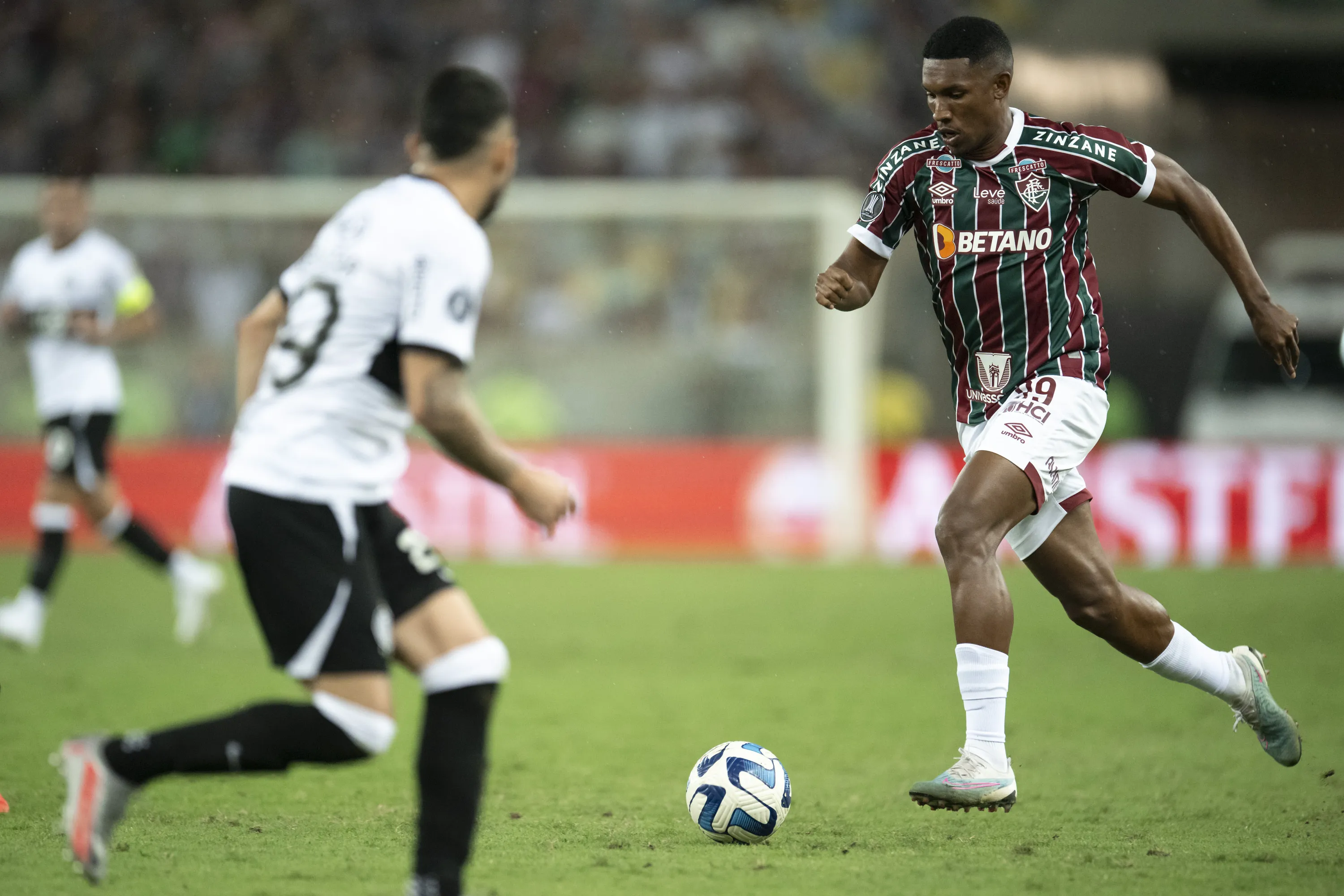Lelê em ação pelo Fluminense. Foto: Jorge Rodrigues/AGIF