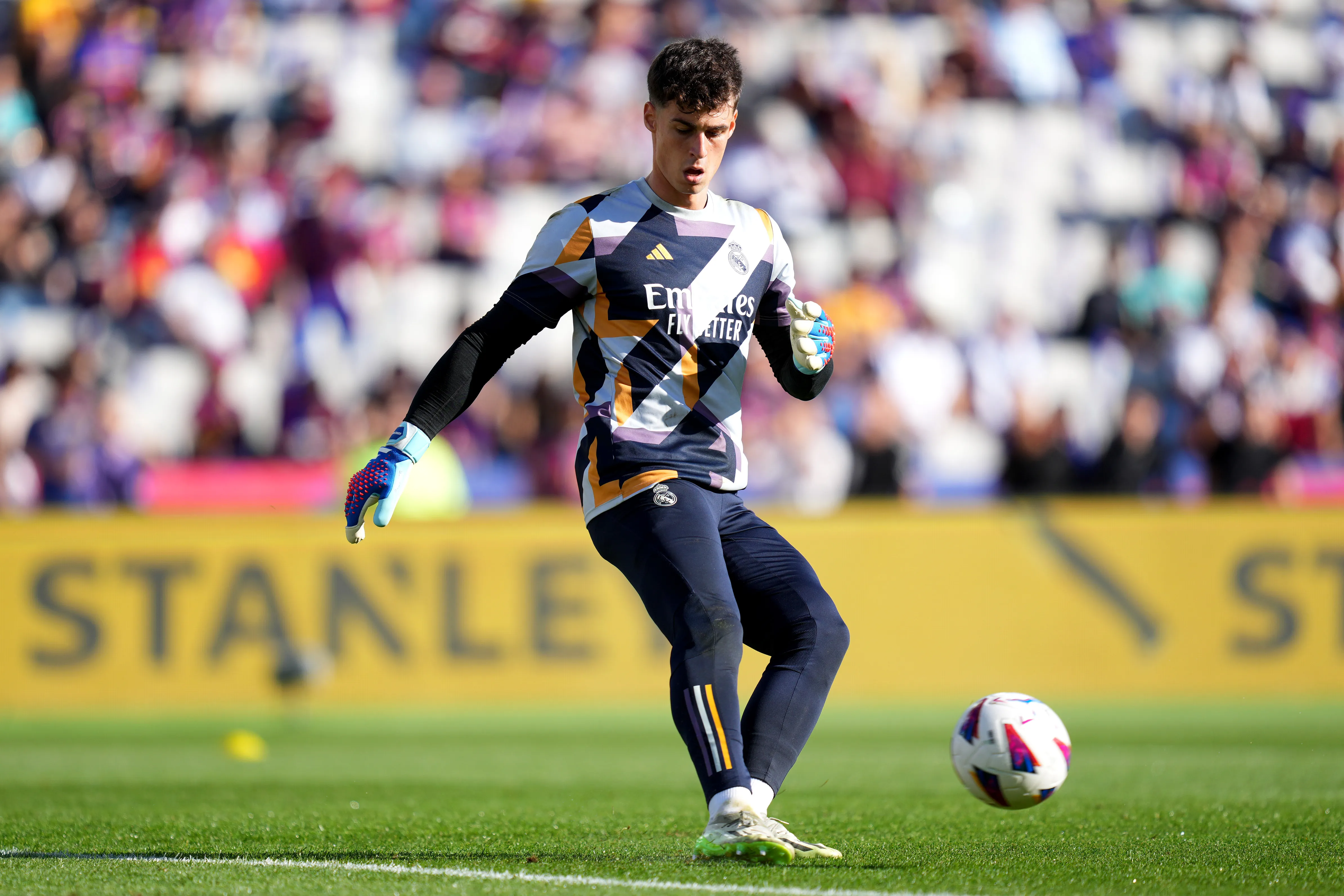Kepa Arrizabalaga acabou sentindo no aquecimento do duelo contra o Braga pela Champions. Alex Caparros/Getty Images)