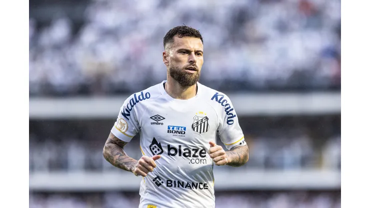 Lucas Lima jogador do Santos durante partida contra o Vasco no estadio Vila Belmiro pelo campeonato Brasileiro A 2023. Foto: Abner Dourado/AGIF