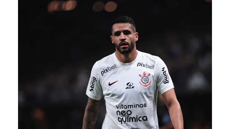 Renato Augusto durante partida contra o América-MG pela Copa do Brasil 2023. Foto: Ettore Chiereguini/AGIF