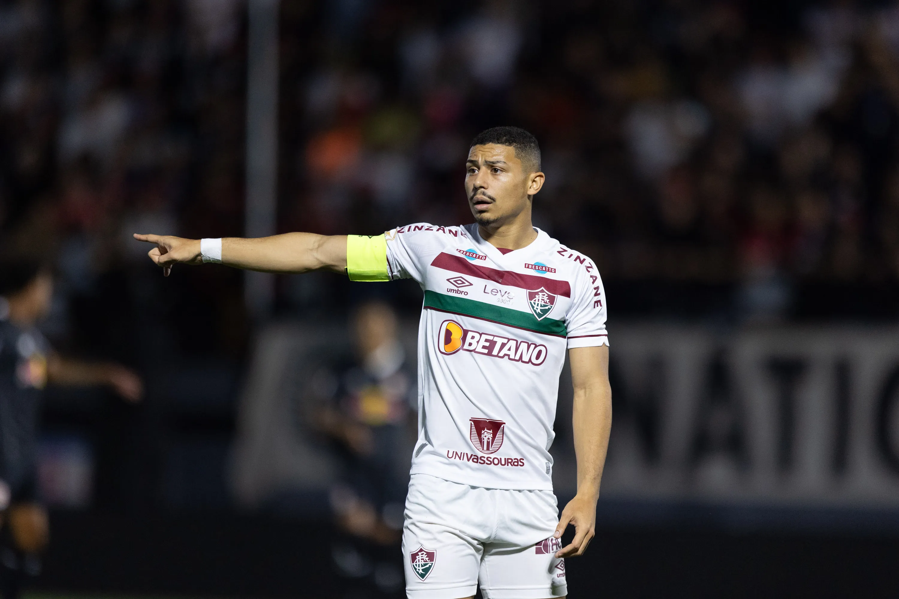 André durante partida contra o Bragantino pelo Campeonato Brasileiro 2023. Foto: Diogo Reis/AGIF