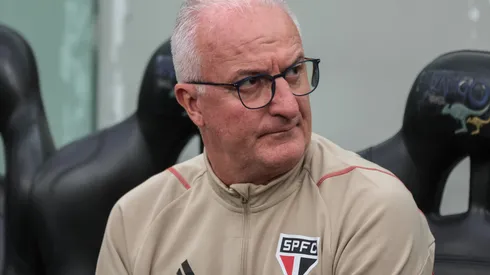 Dorival Júnior durante a partida contra o Athletico-PR pelo campeonato Brasileiro 2023. Foto: Robson Mafra/AGIF