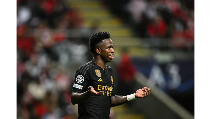Vinícius Jr, tem sofrido inúmeros ataques racistas na Espanha (Photo by Octavio Passos/Getty Images)