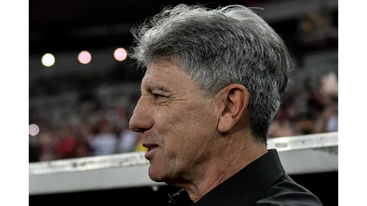 RJ - RIO DE JANEIRO - 11/06/2023 - BRASILEIRO A 2023, FLAMENGO X GREMIO - Renato Portaluppi tecnico do Gremio durante partida contra o Flamengo no estadio Maracana pelo campeonato BRASILEIRO A 2023. Foto: Thiago Ribeiro/AGIF