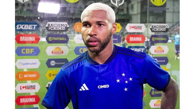 Wesley jogador do Cruzeiro durante partida contra o Santos no estadio Independencia pelo campeonato BRASILEIRO A 2023. Foto: Fernando Moreno/AGIF