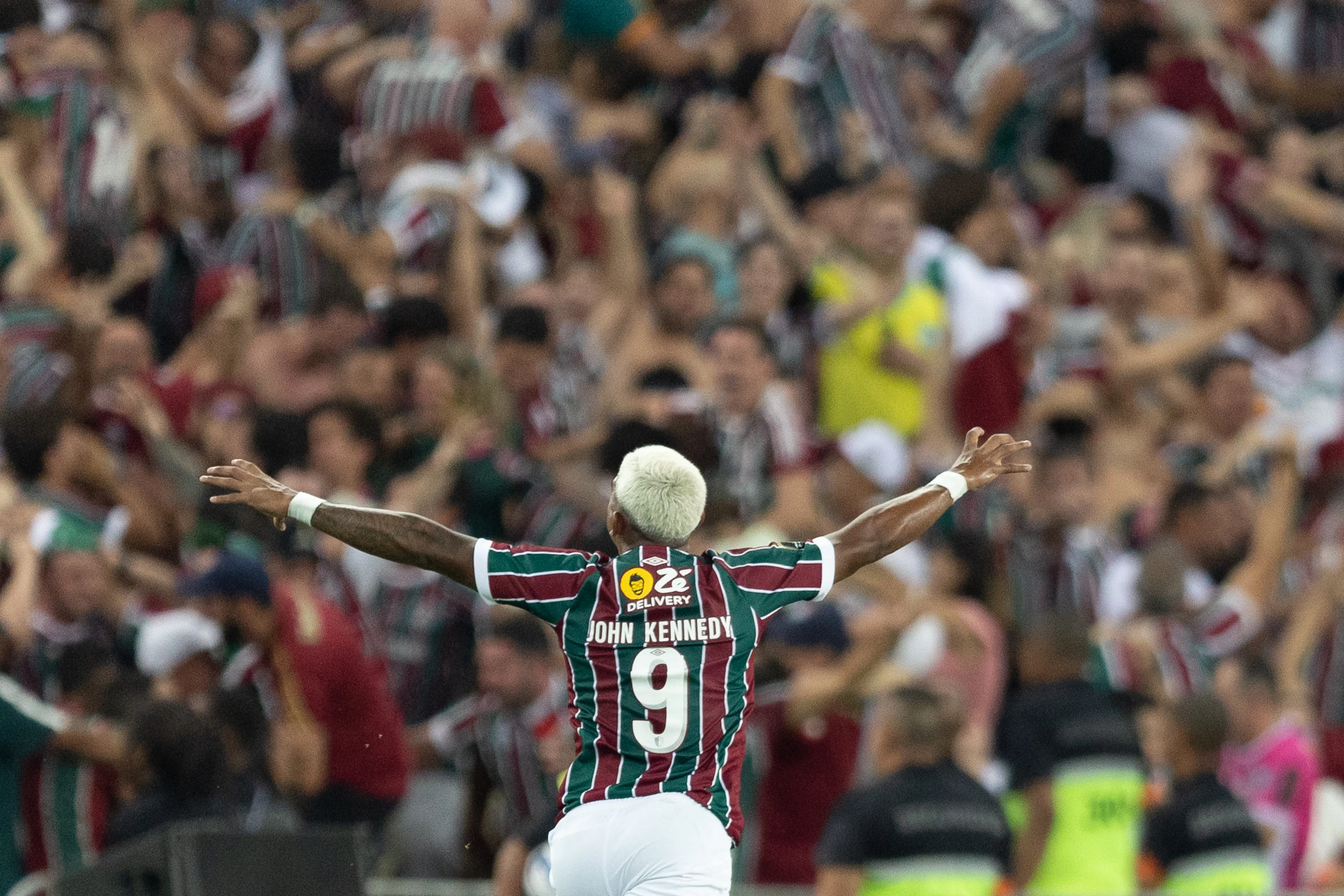 Foto: Liamara Polli/AGIF – John Kennedy comemorando o gol do título do Fluminense