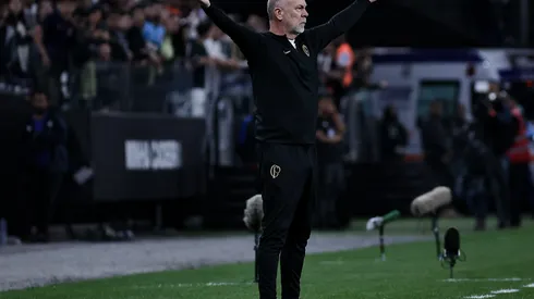 Foto: Fabio Giannelli/AGIF - Mano Menezes tem missão complicada.
