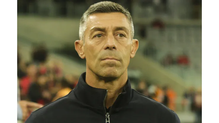 Foto: Gabriel Machado/AGIF - Pedro Caixinha fala sobre disputa pelo título.