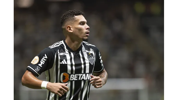 Foto: Alessandra Torres/AGIF - Paulinho vive grande fase no Atlético.