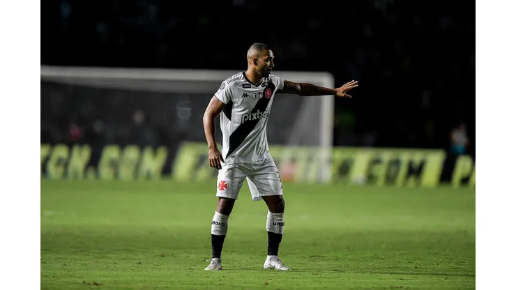Foto: Thiago Ribeiro/AGIF - Paulo Henrique tem situação atualizada no Vasco.