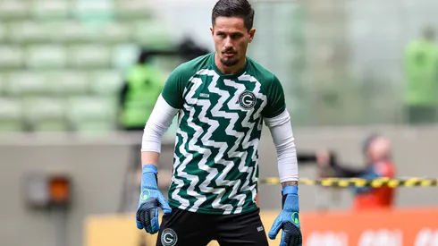 Foto: Gilson Lobo/AGIF – Tadeu entrou na mira do Botafogo.