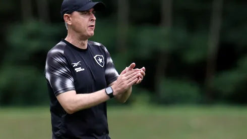 Foto: Vitor Silva/Botafogo – Tiago Nunes define alvos para 2023.