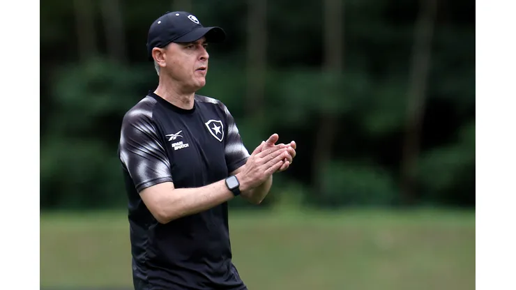 Foto: Vitor Silva/Botafogo - Tiago Nunes define alvos para 2023.