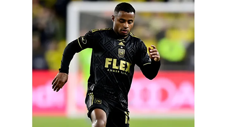 Foto: Emilee Chinn/Getty Images - Diego Palacios em partida pelo Los Angeles FC na MLS Cup