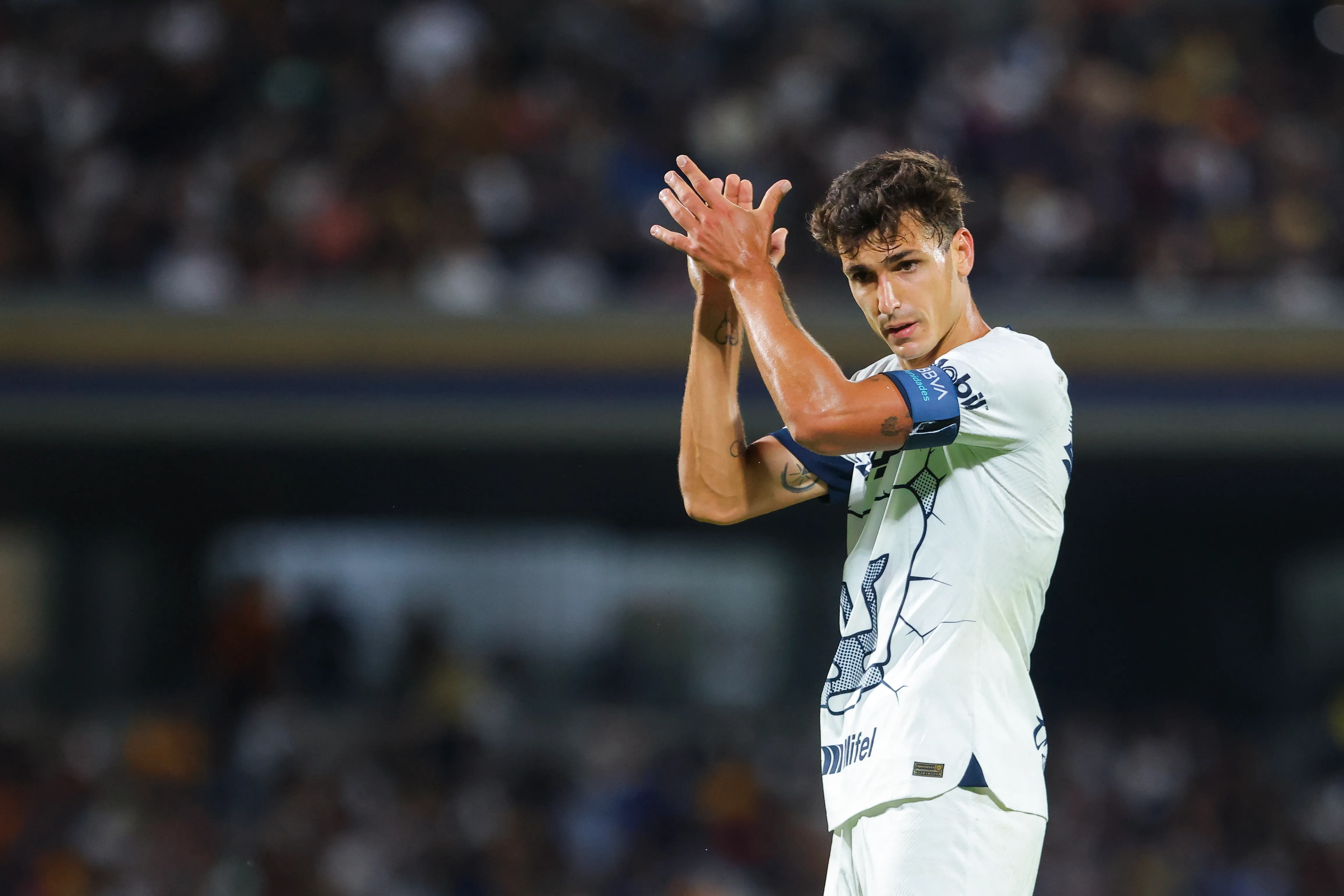 Juan Ignacio Dinenno em sua passagem pelo Pumas. Foto: Agustin Cuevas/Getty Images