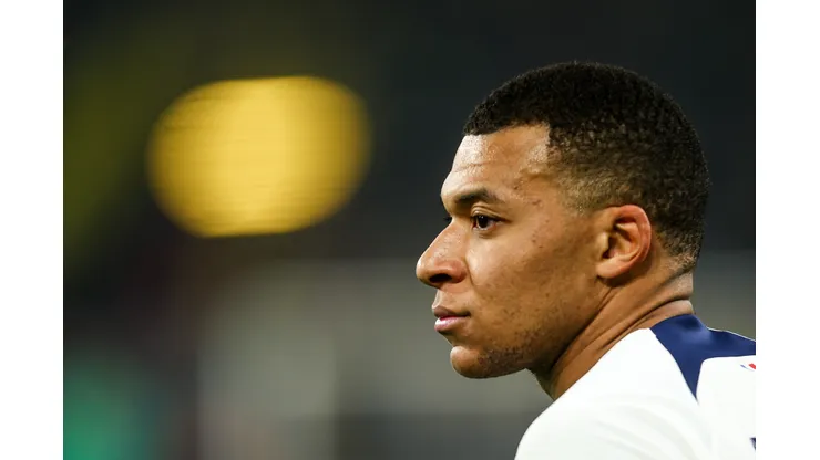 Kylian Mbappé, atacante do PSG, Foto: Leon Kuegeler/Getty Images)