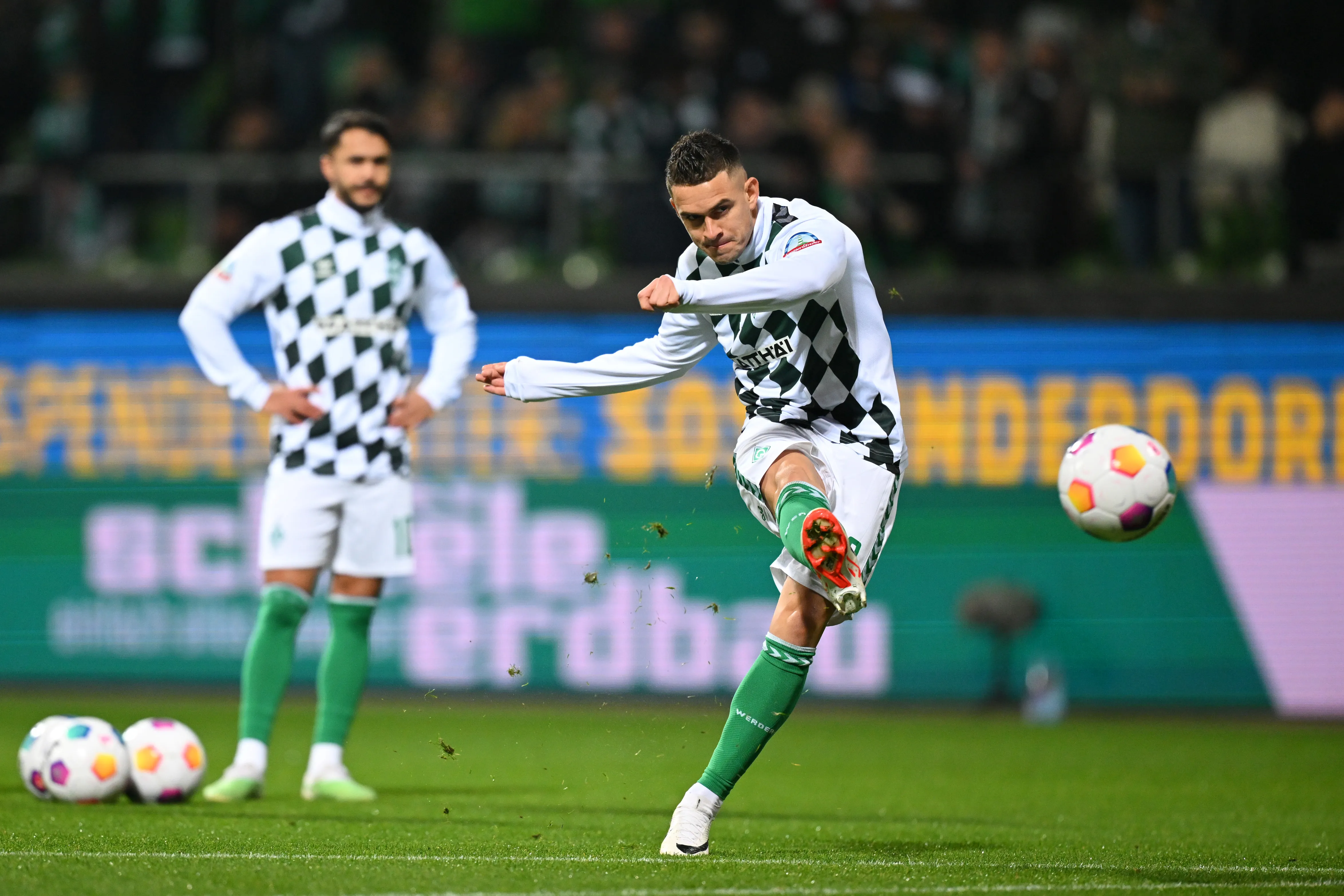 Photo by Stuart Franklin/Getty Images – Borré em ação pelo Werder Bremen.