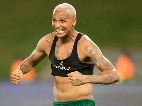 100% oficial: Internacional 'dorme' e meio-campista vai jogar com Deyverson