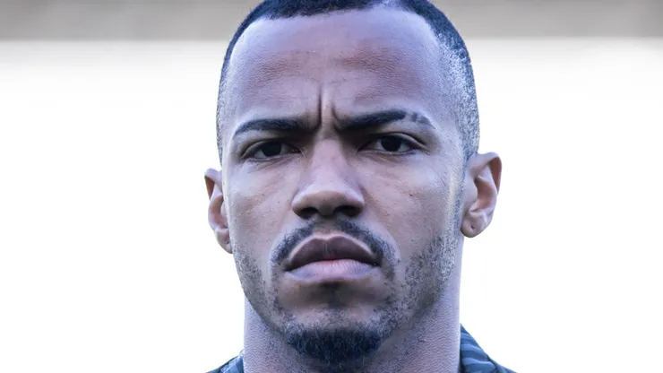 Marlon Freitas jogador do Botafogo durante partida contra o Santos no estádio Vila Belmiro pelo campeonato Brasileiro A 2023. Foto: Abner Dourado/AGIF