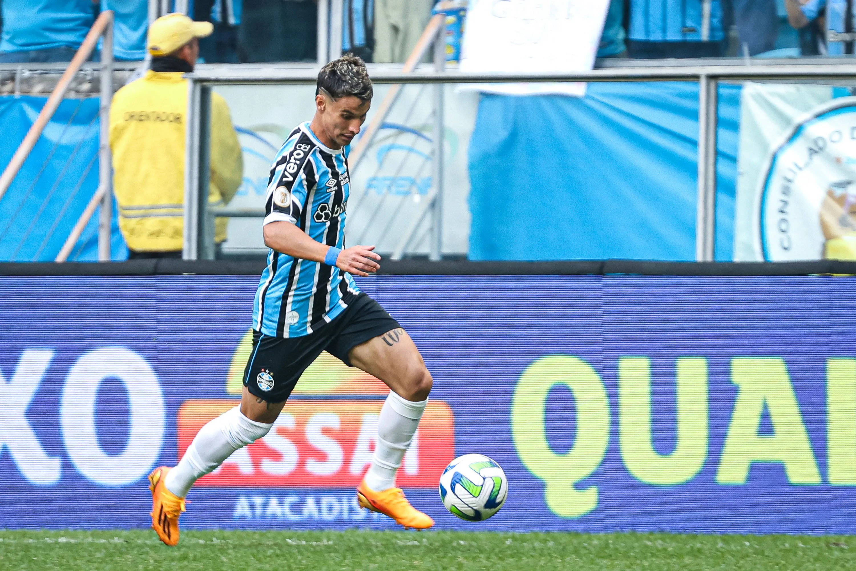 Ferreira jogador do Gremio durante partida contra o Fluminense no estadio Arena do Gremio pelo campeonato Brasileiro A 2023. Foto: Maxi Franzoi/AGIF