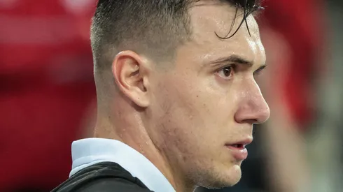 Lucas Piton jogador do Vasco durante partida contra o Athletico-PR no estádio Arena da Baixada pelo campeonato Brasileiro A 2023. Foto: Robson Mafra/AGIF