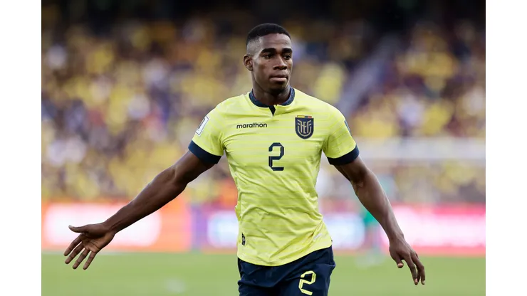 Photo by Franklin Jacome/Getty Images - Félix Torres tem situação atualizada.
