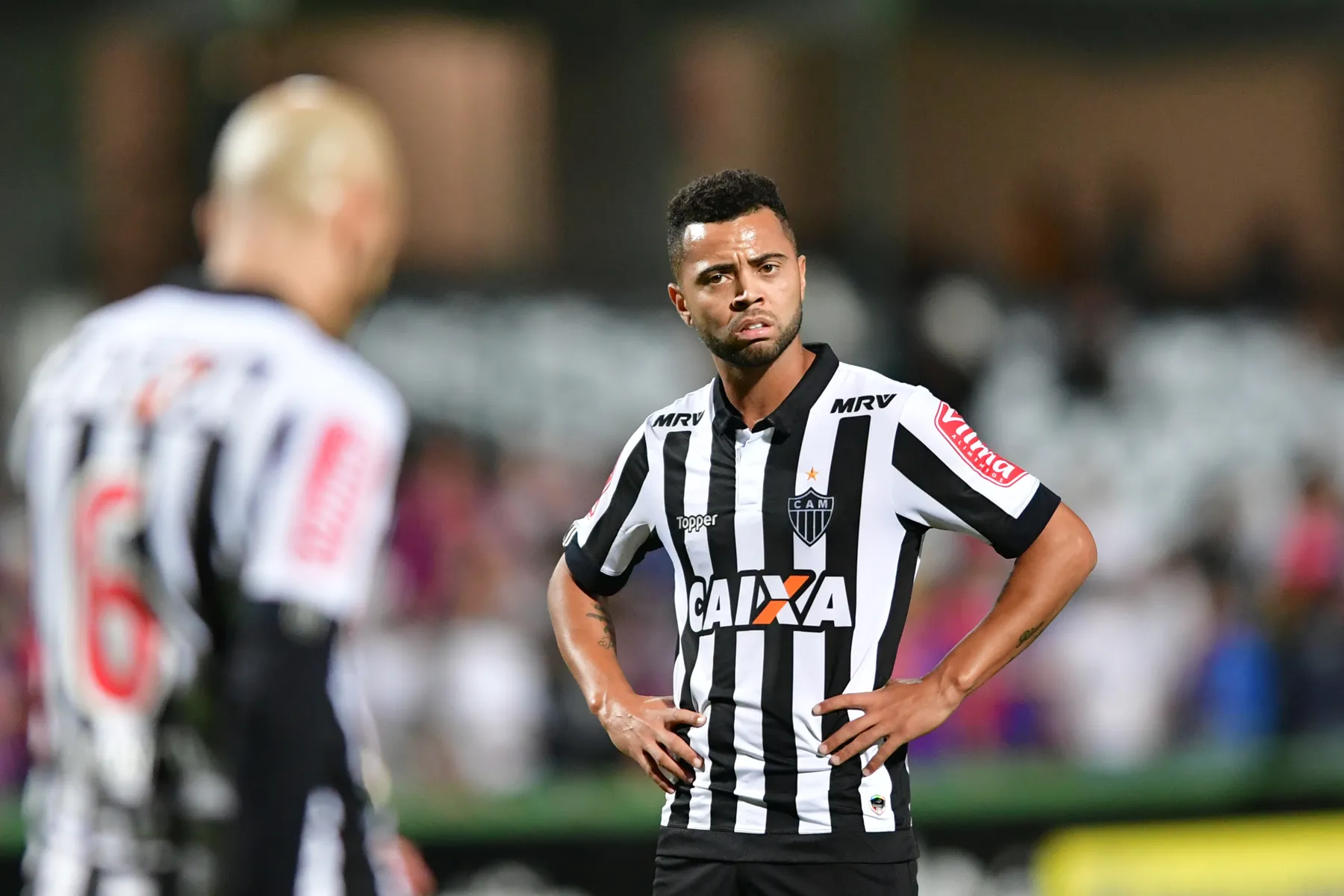 Foto: Jason Silva/AGIF – Rafael Carioca com a camisa do Atlético-MG.