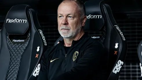 Mano Menezes tecnico do Corinthians durante partida contra o Atletico-MG no estadio Arena Corinthians pelo campeonato Brasileiro A 2023. Foto: Fabio Giannelli/AGIF