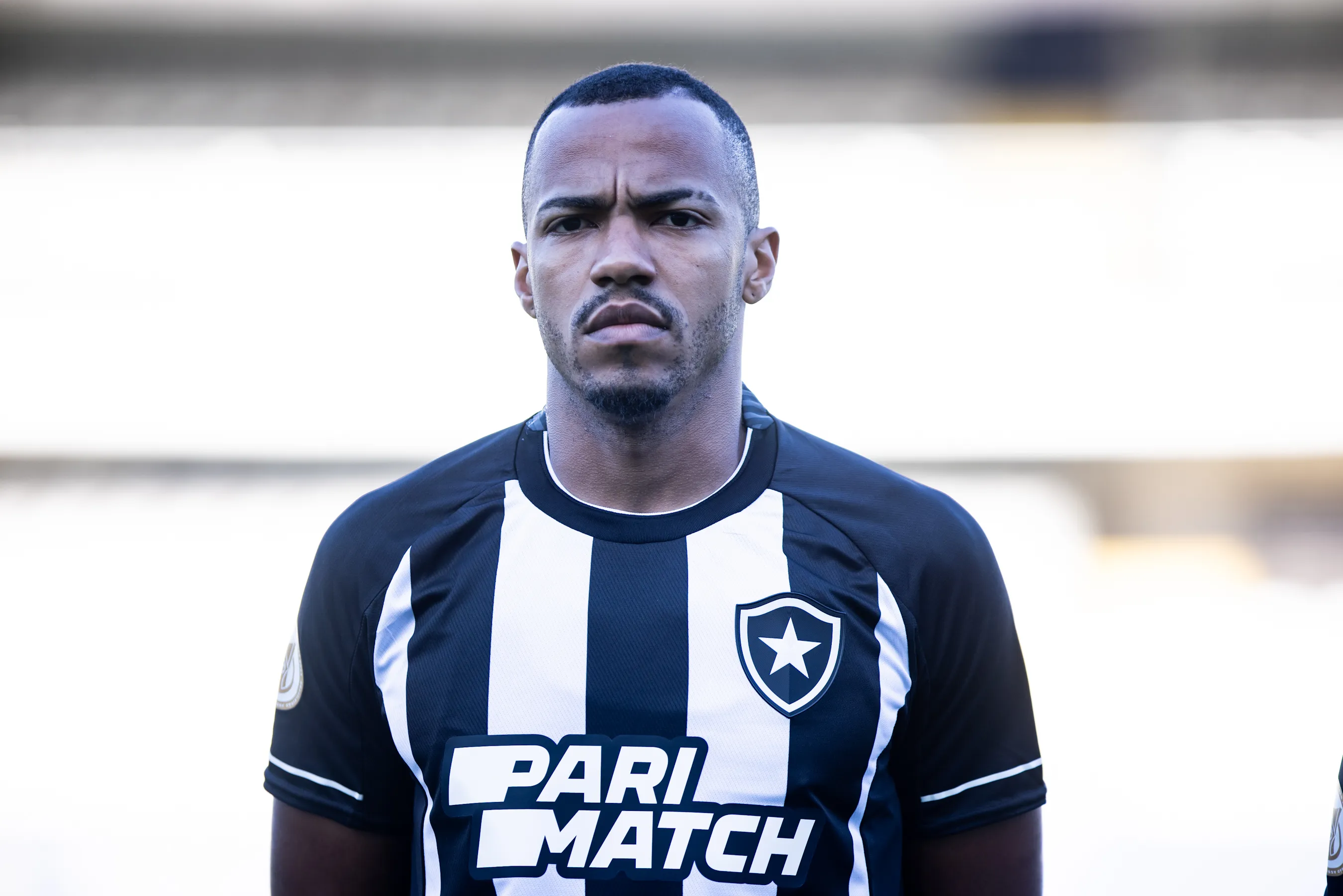 Marlon Freitas pode deixar o Botafogo em caso de boa proposta. Foto: Abner Dourado/AGIF