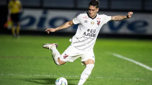Foto: Jorge Rodrigues/AGIF – Athletico toma decisão sobre Lucas Halter.
