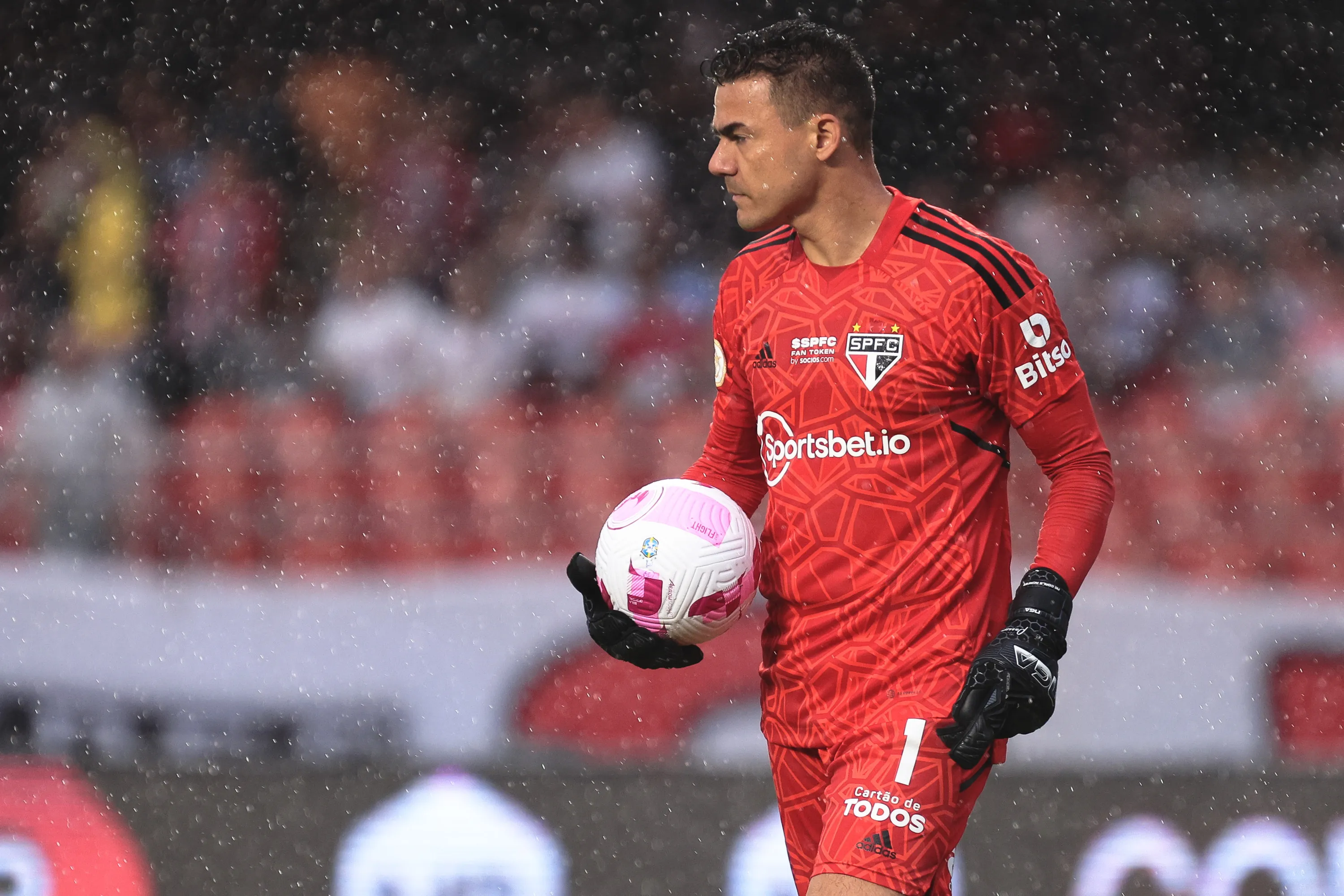 Felipe Alves interessa ao Fluminense. Foto: Ettore Chiereguini/AGIF