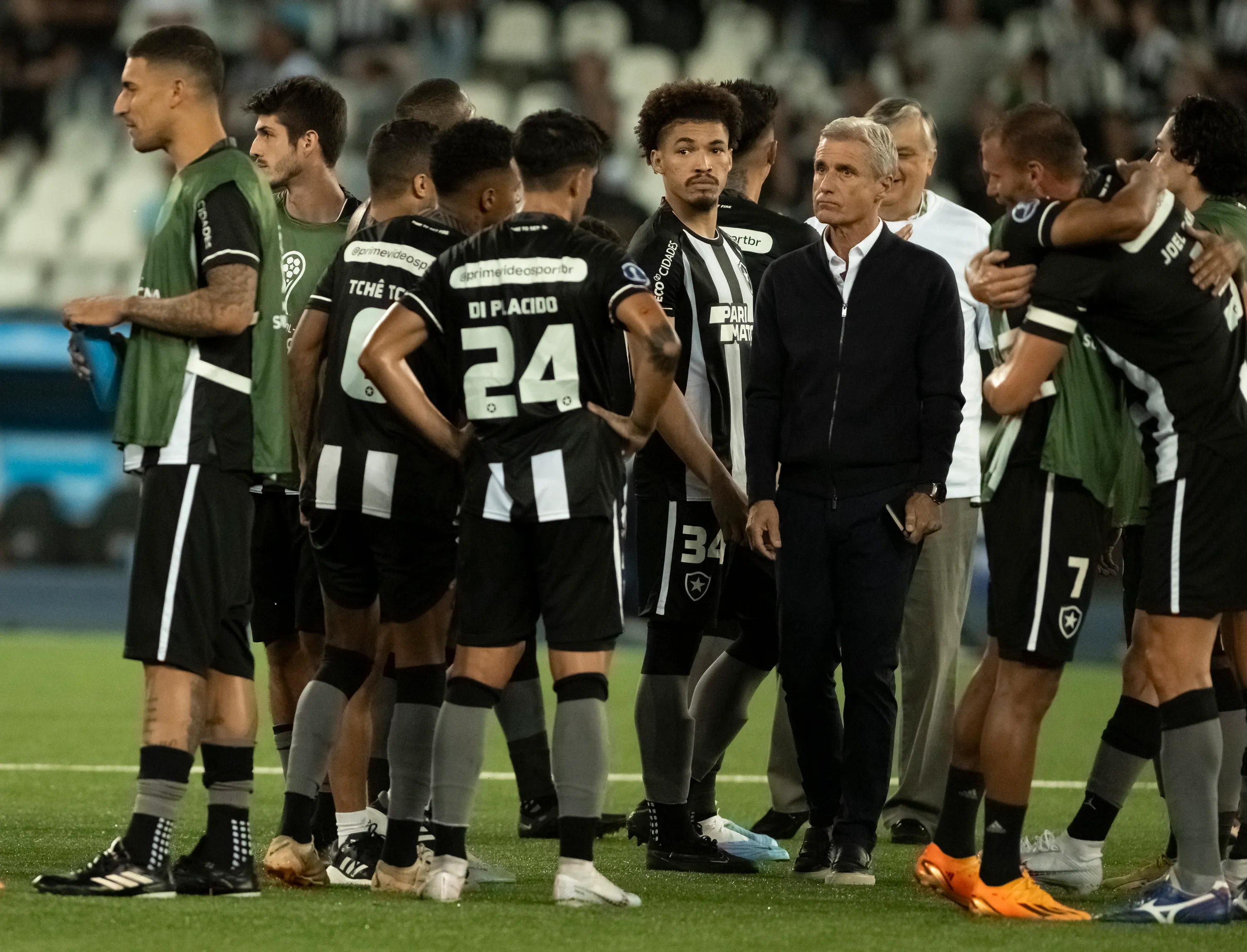 Luis Castro em sua passagem pelo Botafogo. Foto: Jorge Rodrigues/AGIF