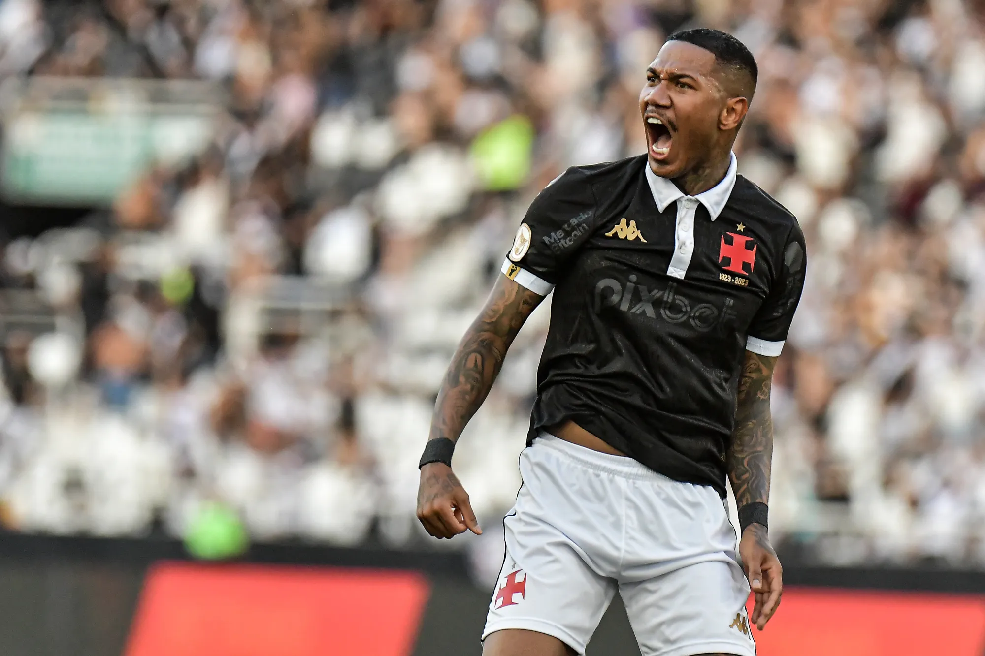 Zé Gabriel jogador do Vasco durante partida contra o Fluminense no estadio Engenhao pelo campeonato Brasileiro A 2023. Foto: Thiago Ribeiro/AGIF