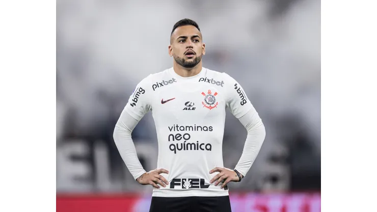 Foto: Abner Dourado/AGIF - Futuro de Maycon fica próximo de ser definido.