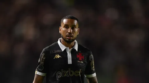 Foto: Thiago Ribeiro/AGIF - Jair fala sobre perda de espaço no Vasco.