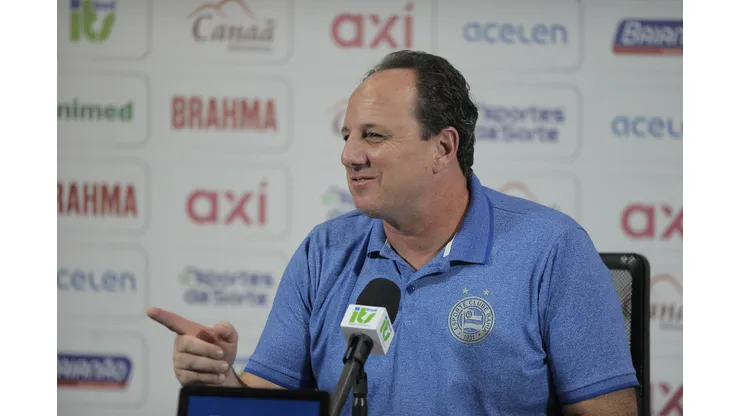 Técnico Rogerio Ceni e apresentado pelo Esporte Clube Bahia nesta segunda-feira (11) na Arena Fonte Nova, em Salvador (BA) . Foto: Jhony Pinho/AGIF. Foto: Jhony Pinho/AGIF