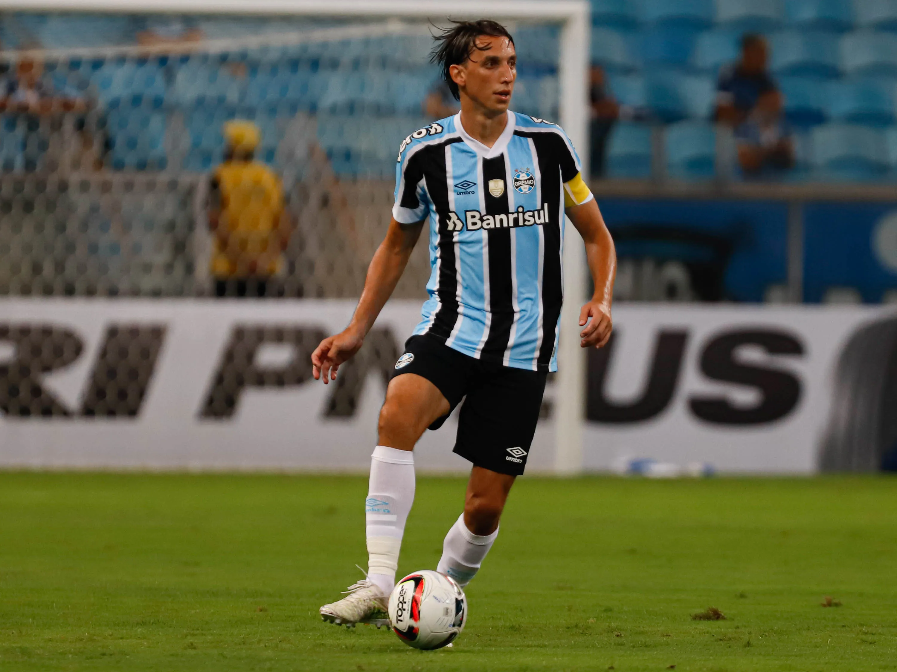 Foto: Maxi Franzoi/AGIF – Geromel no Grêmio em 2022