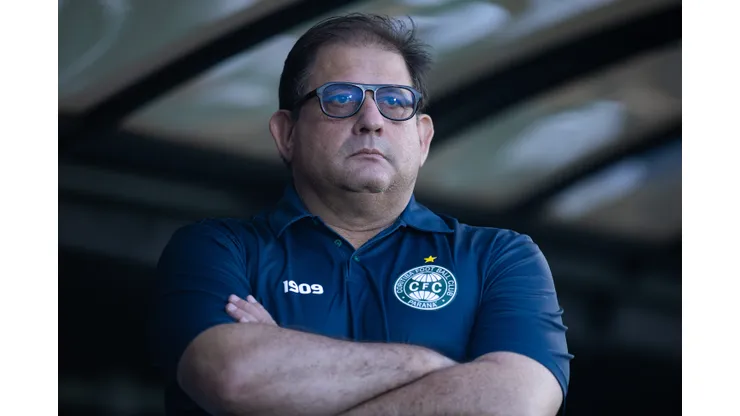 Guto Ferreira, técnico do Coritiba. Foto: Fabio Moreira Pinto/AGIF