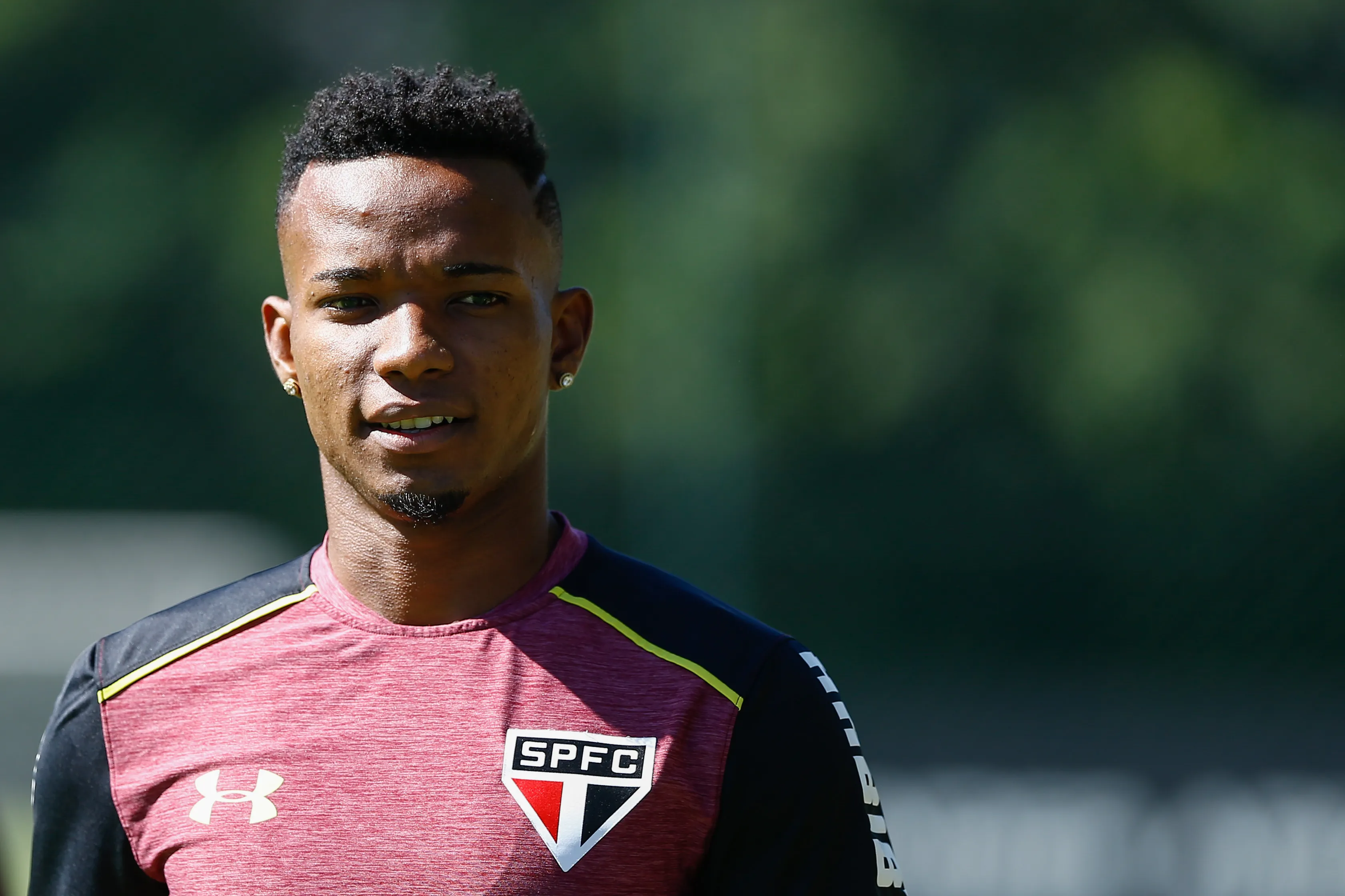 Thiago Mendes pode jogar em rival do São Paulo em 2024. Foto: Marcello Zambrana/AGIF