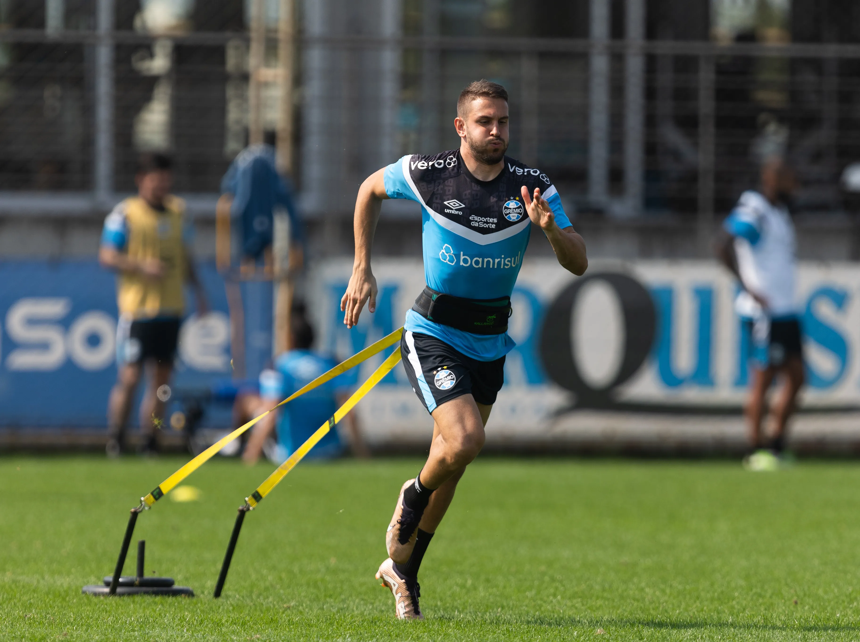 Bruno Uvini durante treino no Centro de Treinamento CT do Gremio. Foto: Caio Falcao/AGIF