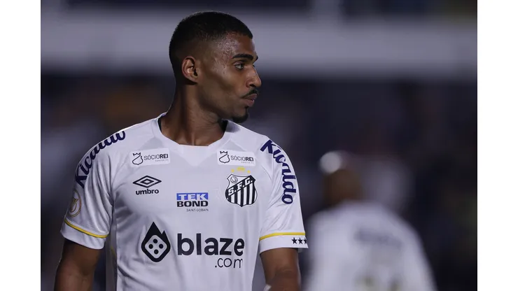Santos define situação de Joaquim para 2024. Foto: Ettore Chiereguini/AGIF