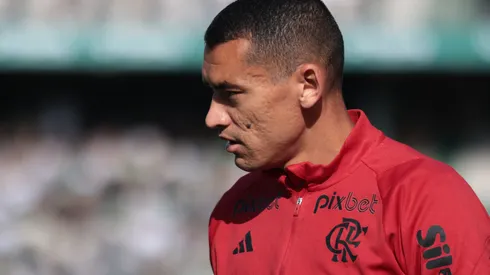 PR – CURITIBA – 20/08/2023 – BRASILEIRO A 2023, CORITIBA X FLAMENGO – Santos goleiro do Flamengo durante aquecimento antes da partida contra o Coritiba no estadio Couto Pereira pelo campeonato Brasileiro A 2023. Foto: Robson Mafra/AGIF