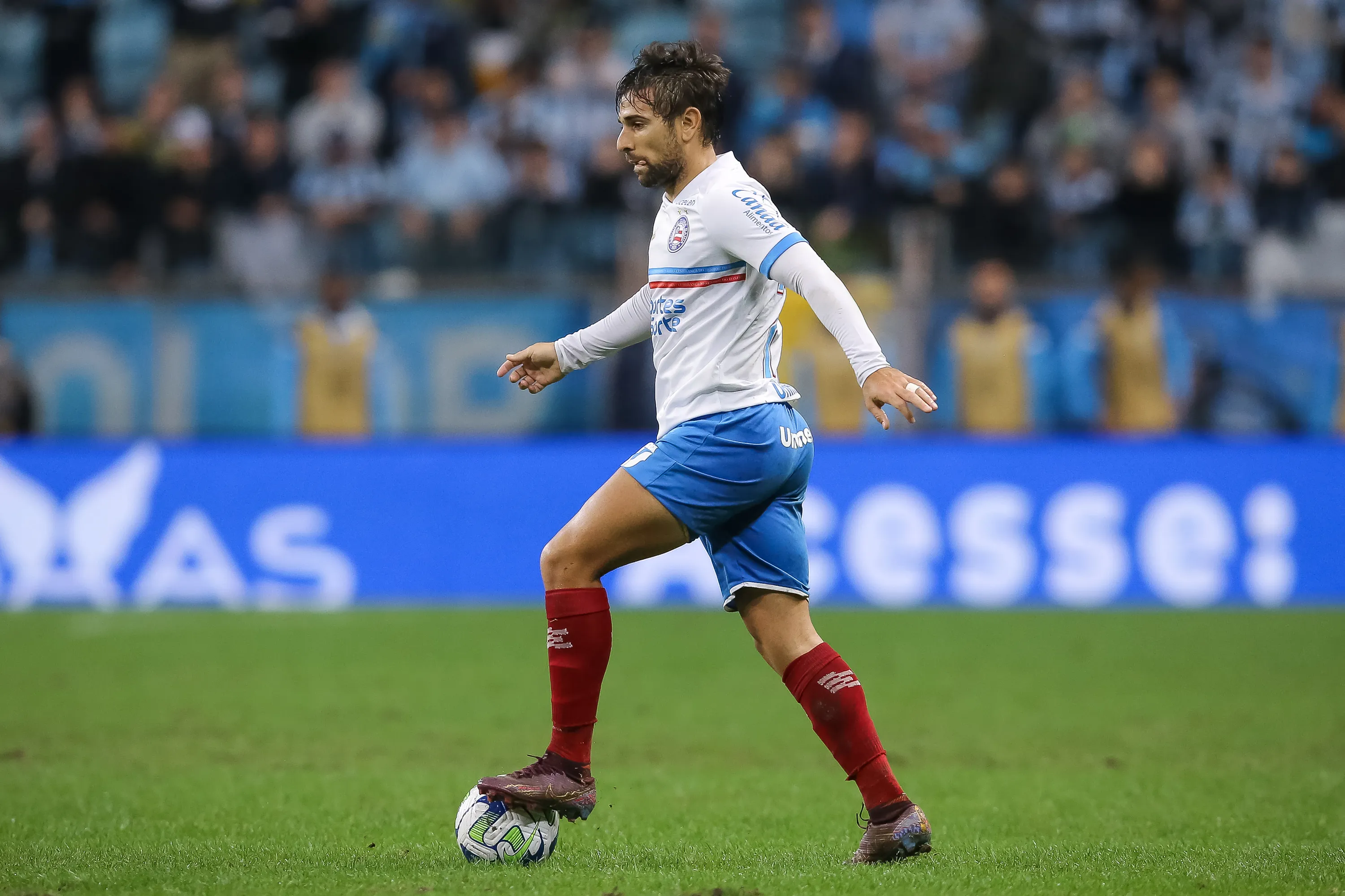 Nicolas Acevedo jogador do Bahia durante partida contra o Grêmio na Arena do Grêmio pela Copa do Brasil 2023. Foto: Pedro H. Tesch/AGIF