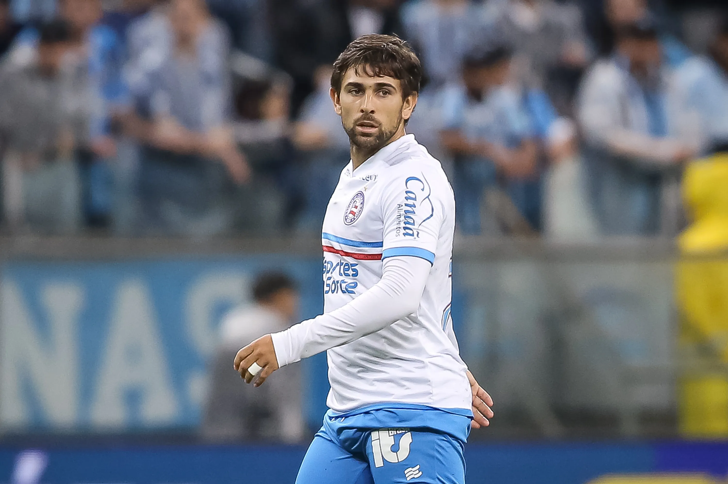 – Nicolas Acevedo jogador do Bahia durante partida contra o Grêmio na Arena do Grêmio pela Copa do Brasil 2023. Foto: Pedro H. Tesch/AGIF