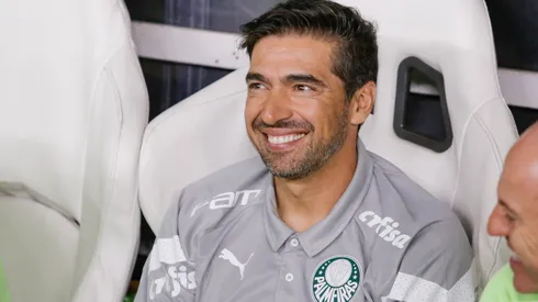 Abel Ferreira técnico do Palmeiras durante partida contra o Fortaleza no estadio Arena Castelao pelo campeonato Brasileiro A 2023. Foto: Lucas Emanuel/AGIF