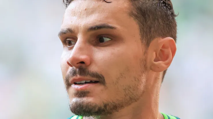 Raphael Veiga jogador do Palmeiras durante partida contra o Botafogo no estádio Arena Allianz Parque pelo campeonato BRASILEIRO A 2023. Foto: Marcello Zambrana/AGIF